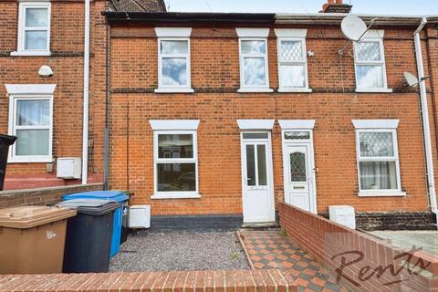 3 bedroom terraced house to rent, Philip Road, Ipswich IP2
