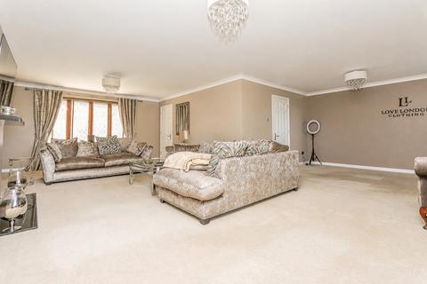 5 bedroom detached house for sale, Woodland Way, Broadstairs, Kent, CT10