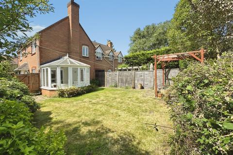 4 bedroom semi-detached house for sale, Knight Close, Crookham Village, Fleet