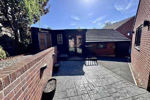 4 bedroom detached house for sale, Oaks Farm Drive, Darton, Barnsley