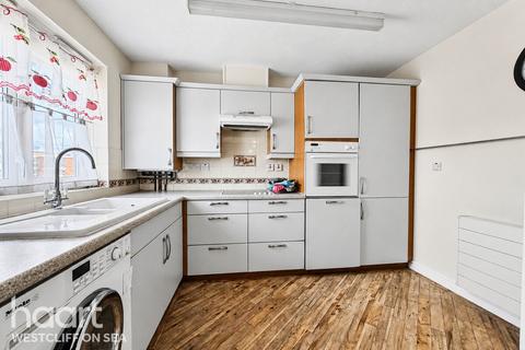 1 bedroom flat for sale, Crowstone Road, Westcliff-On-Sea