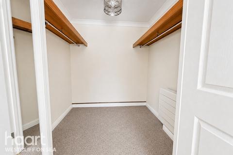 1 bedroom flat for sale, Crowstone Road, Westcliff-On-Sea