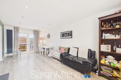 3 bedroom semi-detached house for sale, Heugh Hill, Springwell Village, NE9