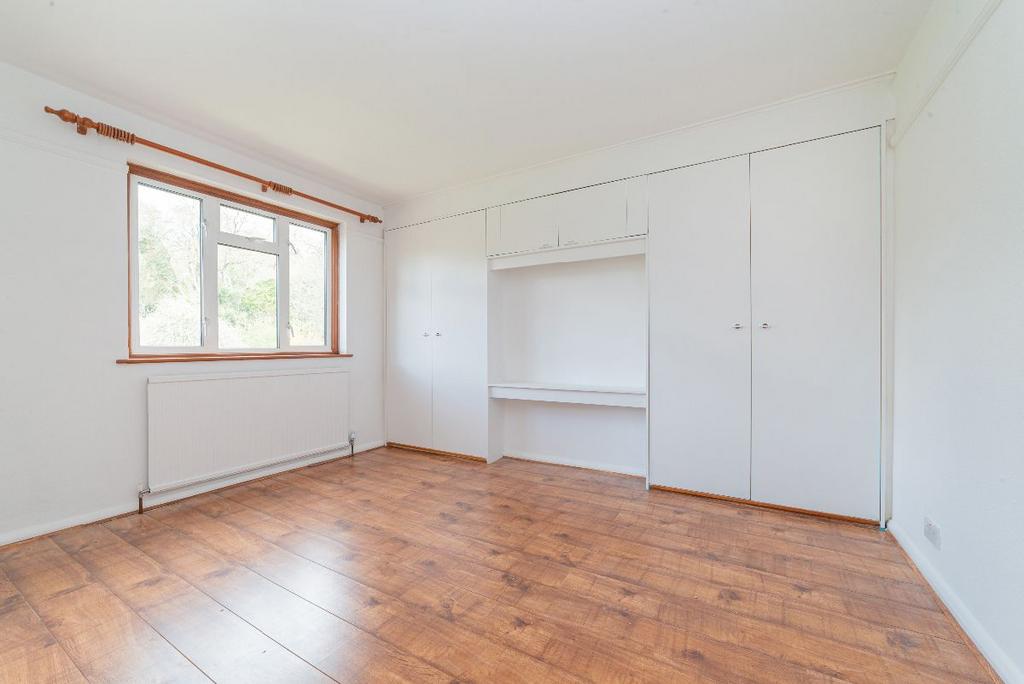 House in London - View 3