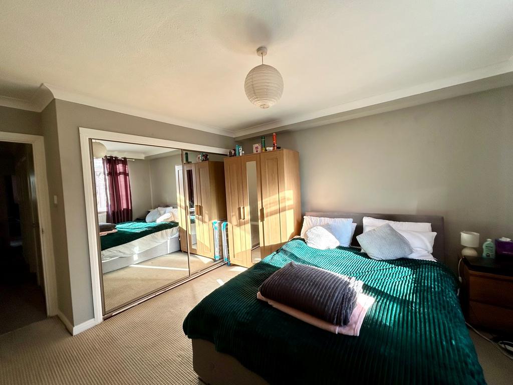 Apartment in Bournemouth - More