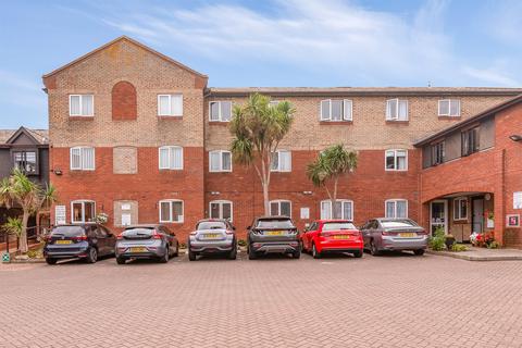 1 bedroom apartment for sale, Baker Mews, Maldon