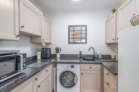 1 bedroom apartment for sale, Baker Mews, Maldon