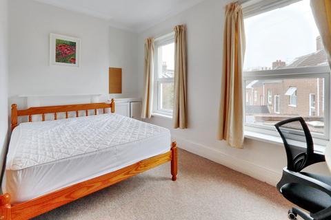 3 bedroom end of terrace house for sale, Old Park Road, Exeter, EX4