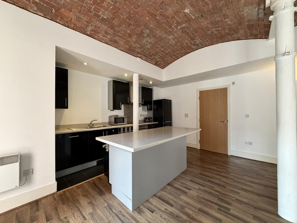Apartment in Manchester, City Centre - View 2