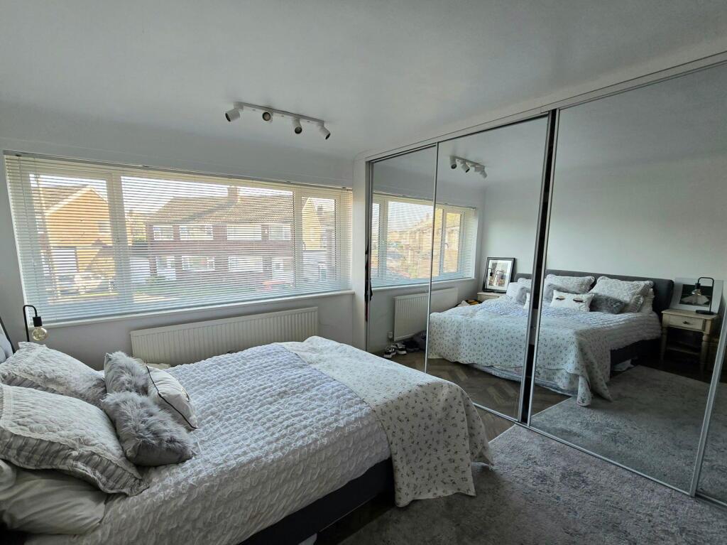 House in London - View 5