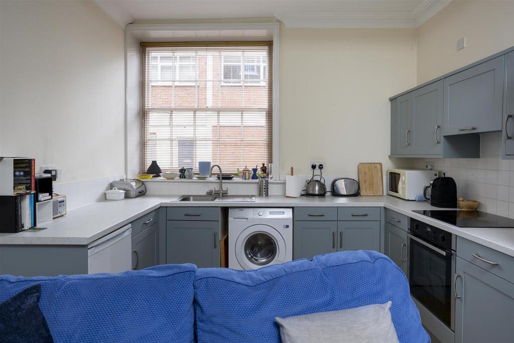 Apartment in York - More