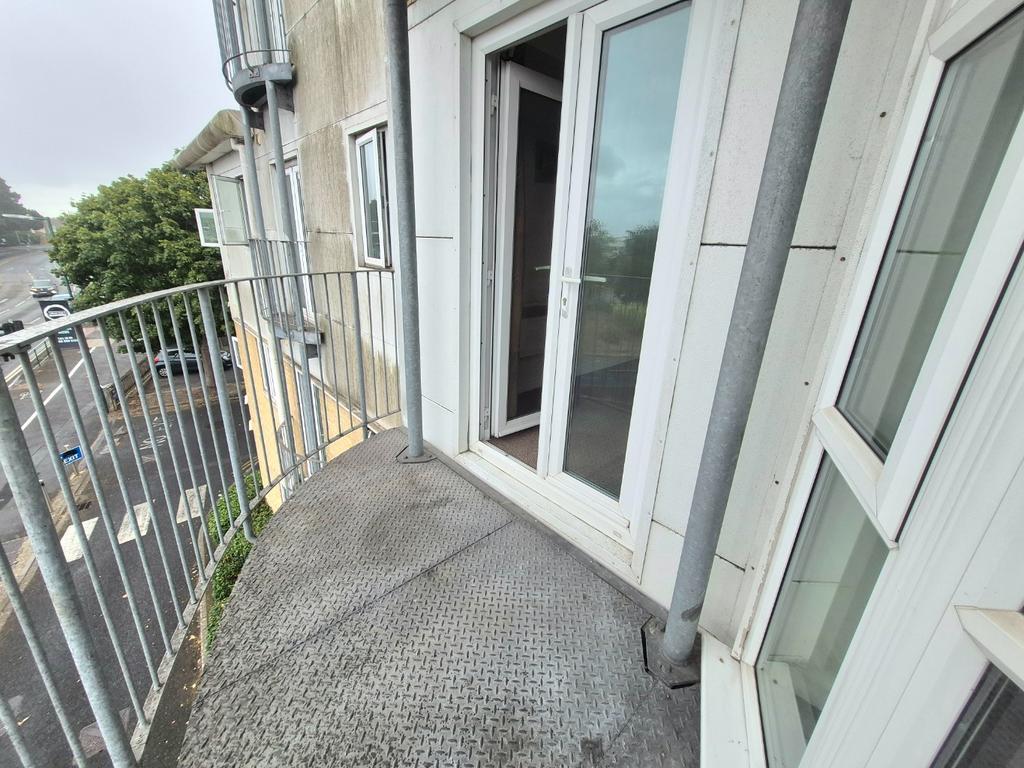 Apartment in Bournemouth - View 3