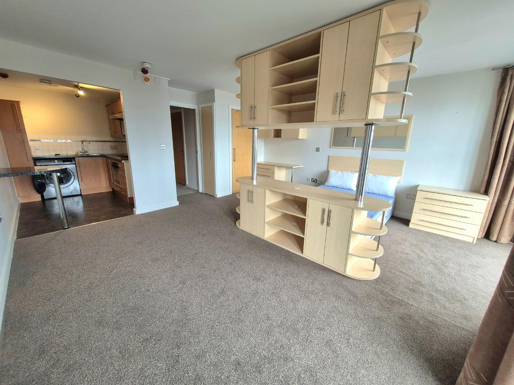 Apartment in Bournemouth - More