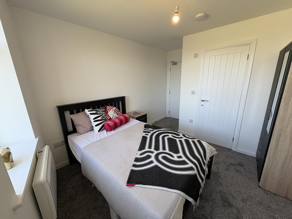 Apartment in Cannock - View 3