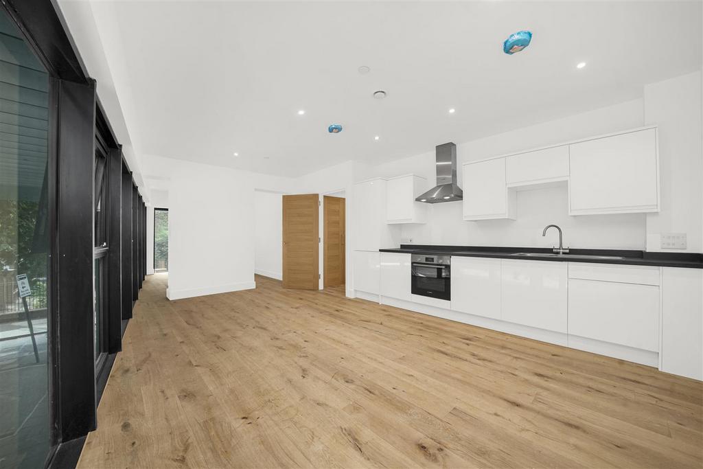 Apartment in London - View 2