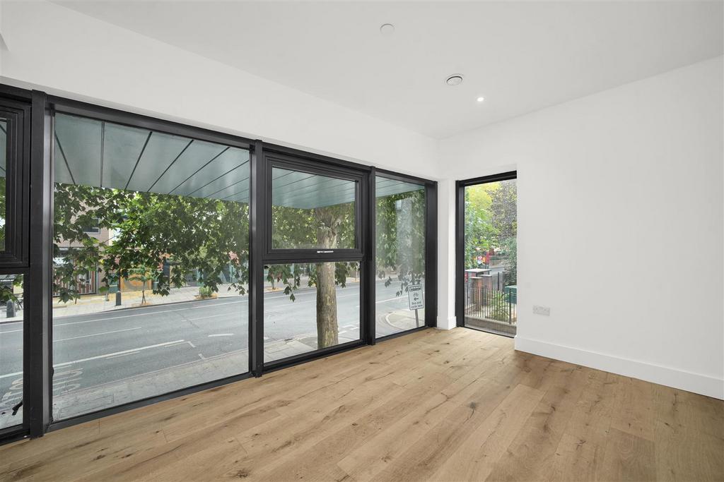 Apartment in London - View 3