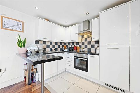 undefined, Higham Mead, CHESHAM