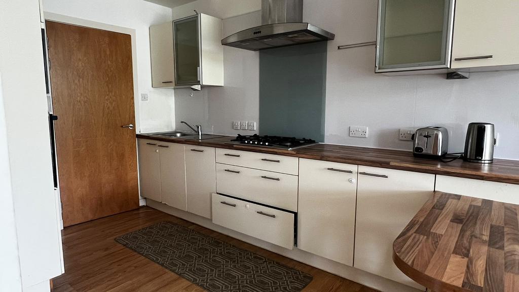 Apartment in Glasgow - View 4