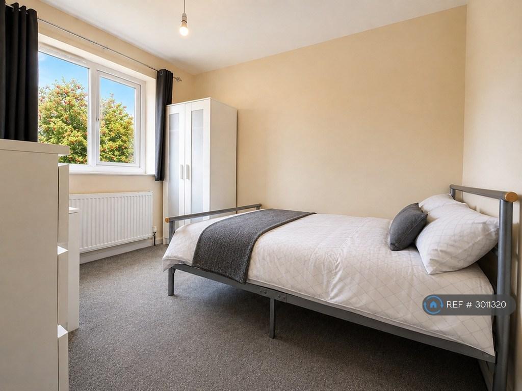 House in Sheffield, South Yorkshire - View 5