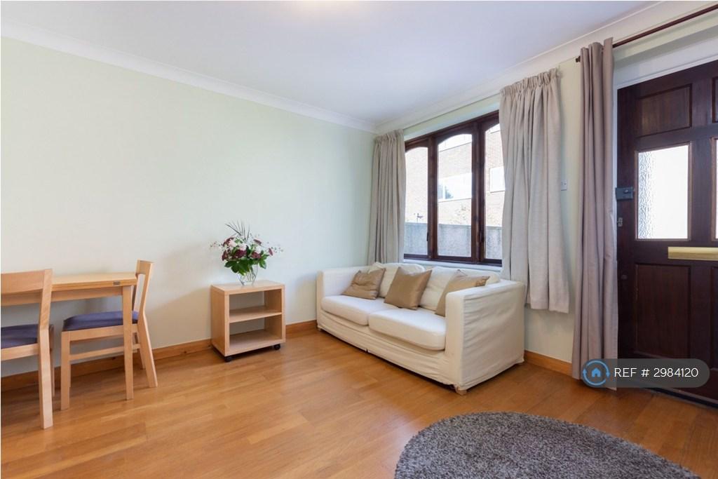 House in London - View 2