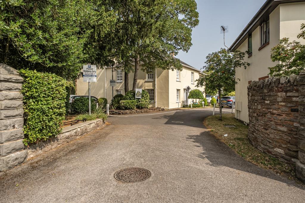 Apartment in Bristol - View 2