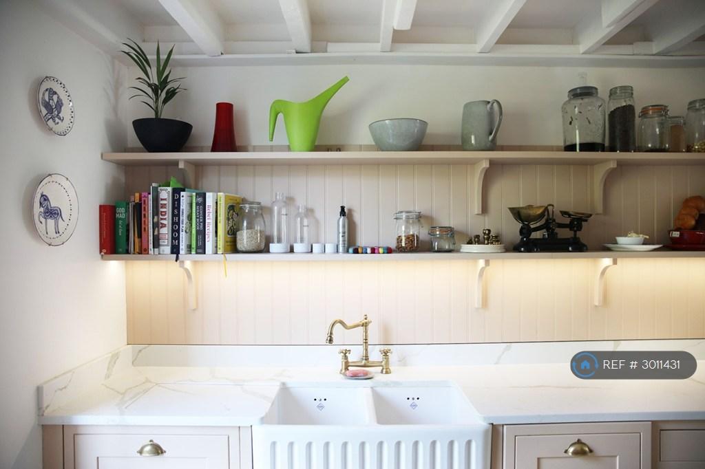 House in London - View 5