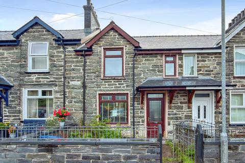 3 bedroom terraced house for sale, 18 Park Square, Blaenau Ffestiniog, Gwynedd LL41 3AD