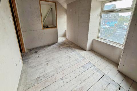 3 bedroom terraced house for sale, 18 Park Square, Blaenau Ffestiniog, Gwynedd LL41 3AD