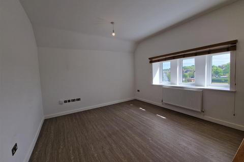 2 bedroom apartment to rent, Radnor Park Avenue, Folkestone