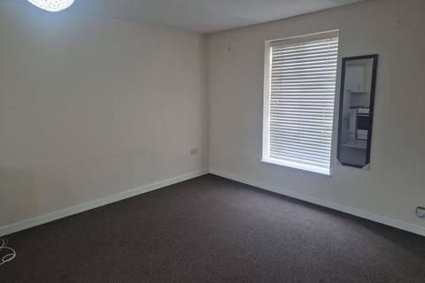 1 bedroom flat to rent, Chapel Ash, Wolverhampton WV3