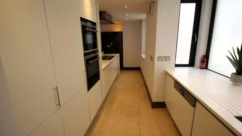House in London, City of Westminster - View 3