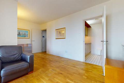 1 bedroom flat to rent, Cromwell Road, London SW7