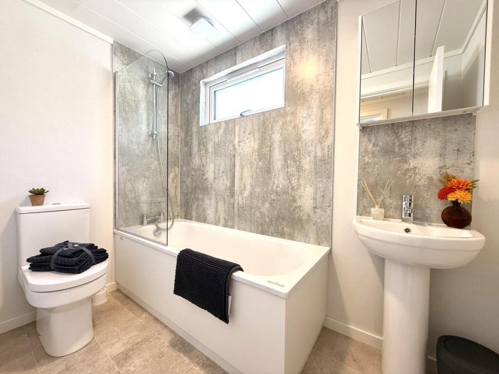 House in Malton - View 5