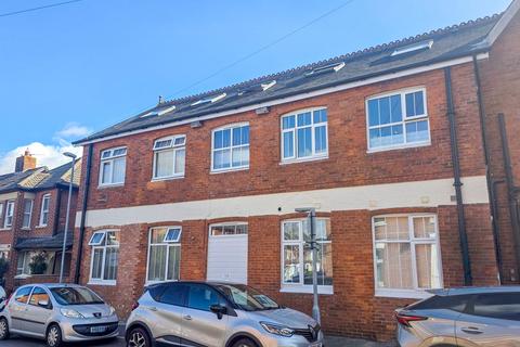 1 bedroom apartment to rent, Coach House Mews, WIMBORNE, BH21