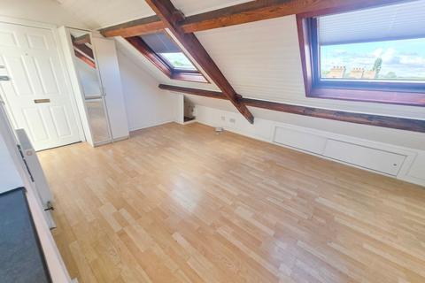 1 bedroom apartment to rent, Coach House Mews, WIMBORNE, BH21