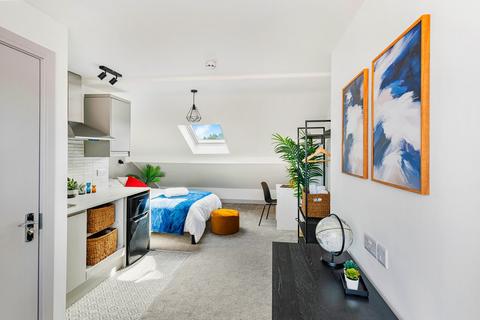 Studio to rent, Colwick Road, Nottingham NG2