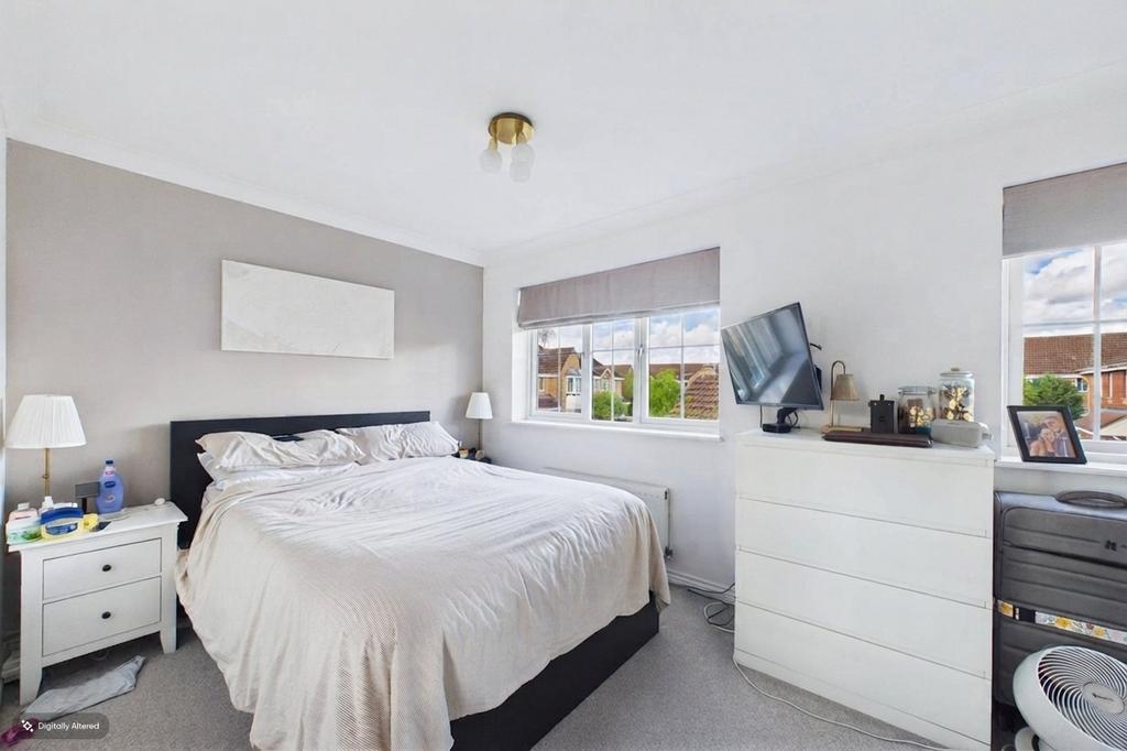House in Reading, Lower Earley, Earley - More