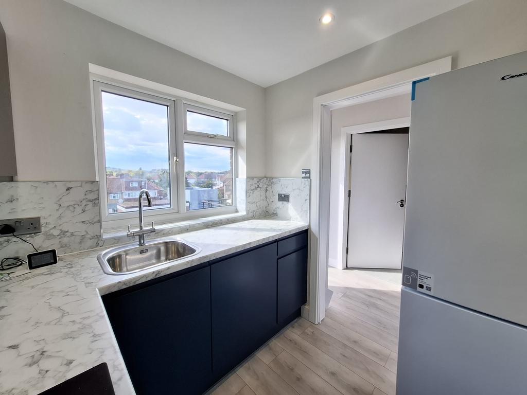 Apartment in Wembley - View 4