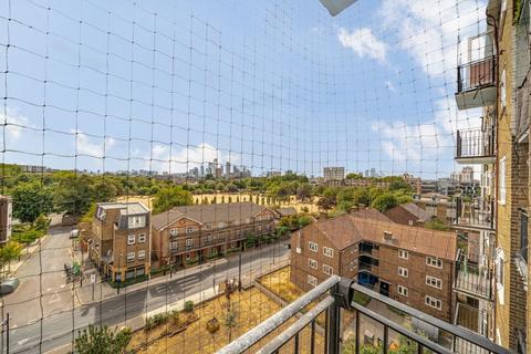 Whiston Road, London E2