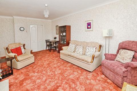 1 bedroom apartment for sale, The Fountains, Ormskirk L39