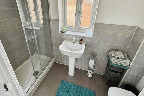 4 bedroom property to rent, Anderson Drive, Peterborough, PE3