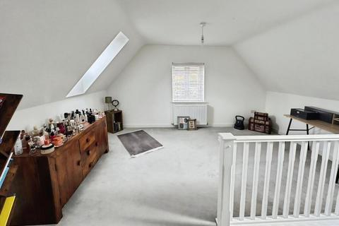 4 bedroom property to rent, Anderson Drive, Peterborough, PE3