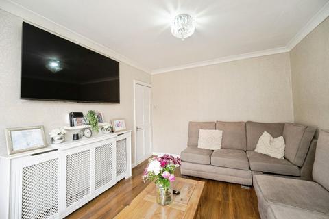 3 bedroom semi-detached house for sale, Southmere Terrace, Bradford BD7
