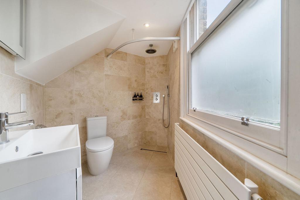 Apartment in London - View 5
