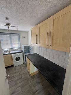 1 bedroom flat to rent, Hartlaw Crescent, Hillington, Glasgow, G52