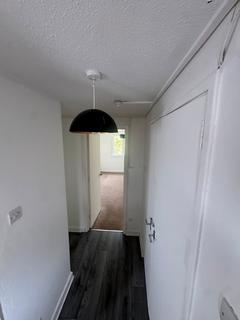 1 bedroom flat to rent, Hartlaw Crescent, Hillington, Glasgow, G52