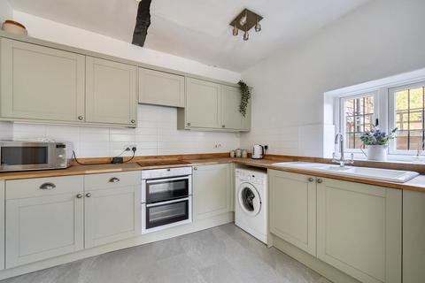 2 bedroom end of terrace house for sale, Peper Harow Lane, Godalming GU8