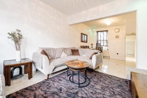 undefined, Beverley Road, East Ham, London, E6