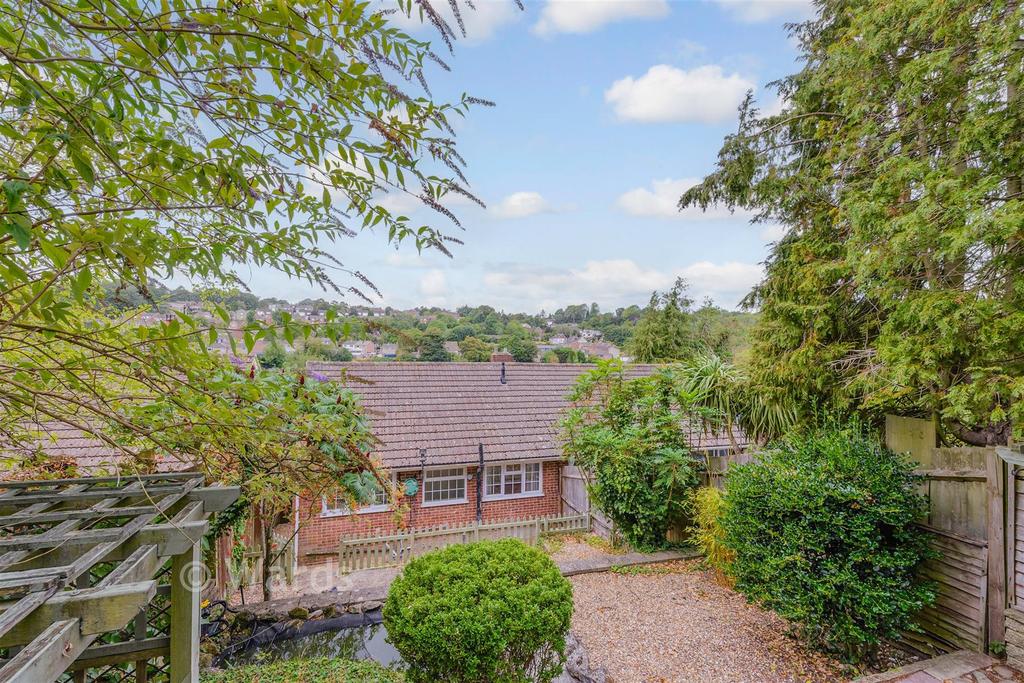 House in Chatham, Walderslade - View 4