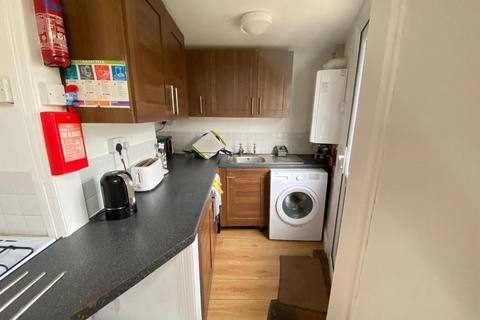 3 bedroom house to rent, Winston Avenue, Plymouth PL4